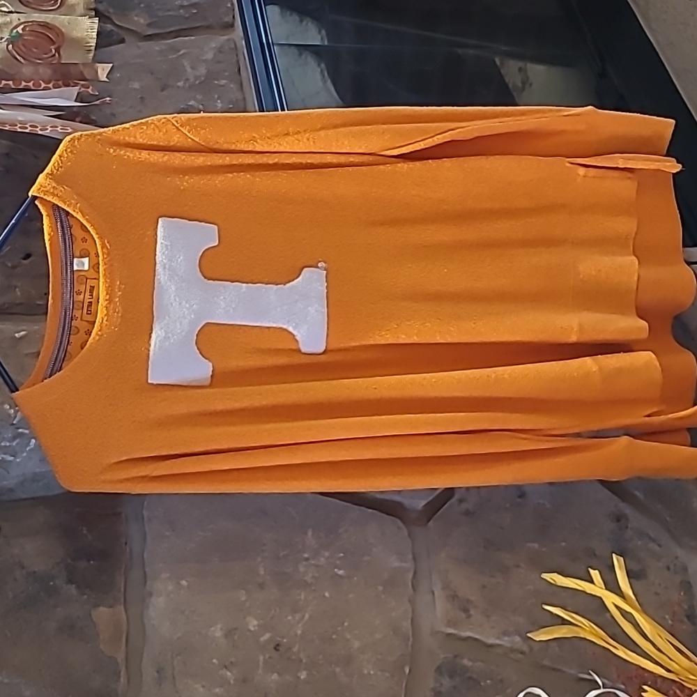 Never Worn Tennessee Sweater 1X